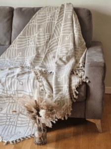 Jeté de canapé beige